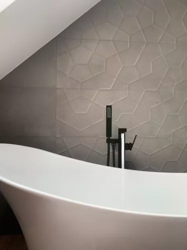 Kádtöltő csaptelep, AREZZO design CUBEFIELD szabadonálló kádcsaptelep, fekete AR-4406B