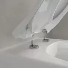 WC, Villeroy&Boch Avento fali WC kombipack ülőkével, DirectFlush rendszerrel 5656RS01