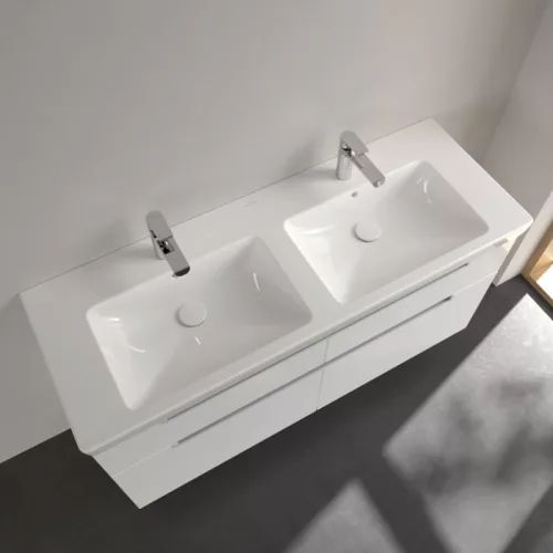Mosdó, Villeroy&Boch Subway 2.0 130x47 cm mosdó 7175D001