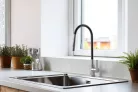 Mosogató csaptelep, Invena Dalis Slim 2F mosogató csaptelep, fekete/inox BZ-64-043-L